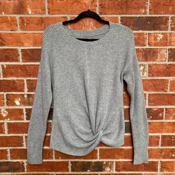 Offline Womens Small Gray Front Twist Ribbed Knit Sweater - Picture 1 of 9
